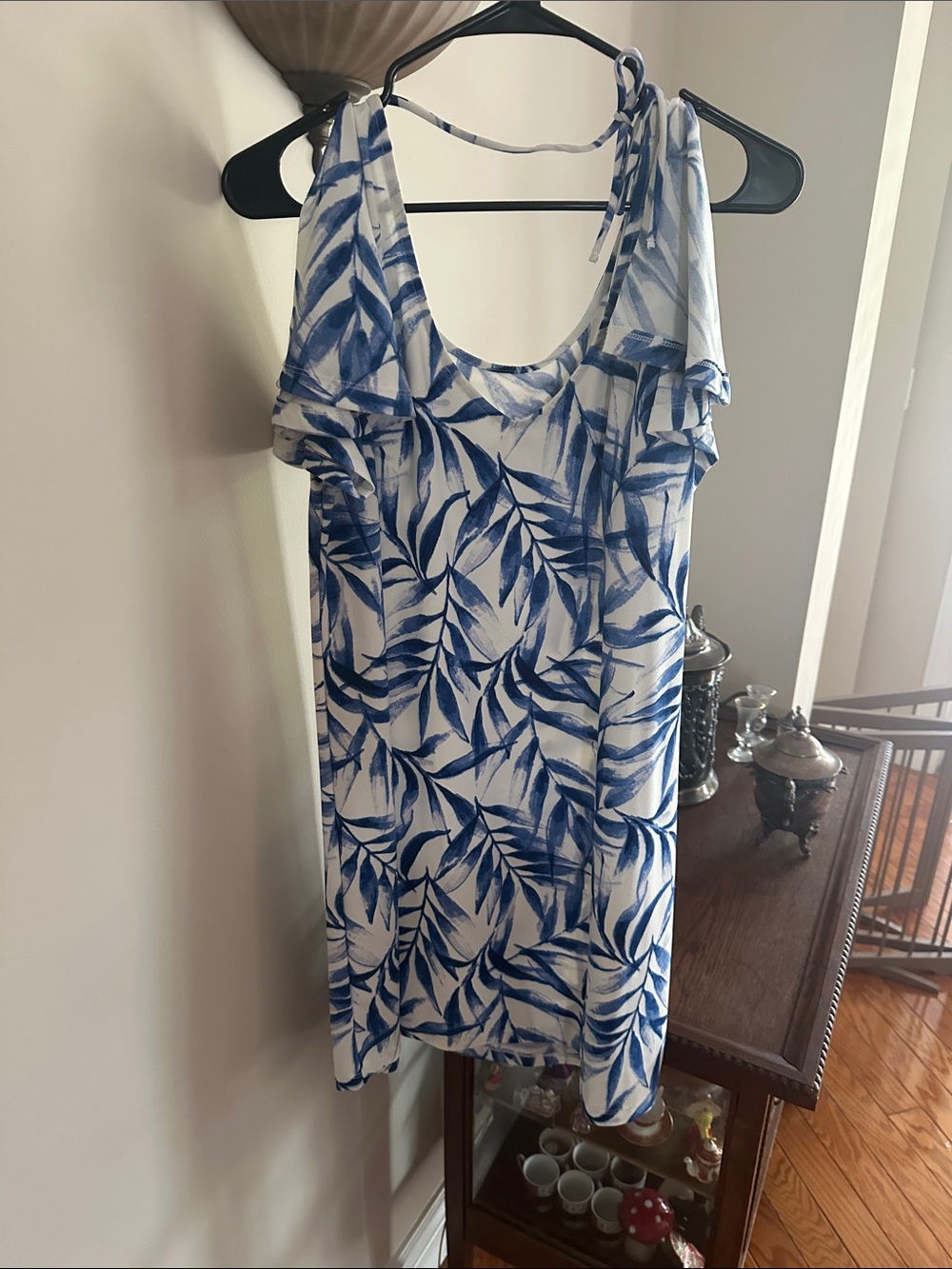 Zara Blue and White Leaf-Print Swim Coverup